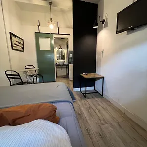 Monoambiente En Zona Residencial Apartamento Mendoza